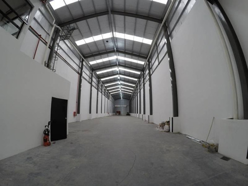 Imagen 3 de 22 de Alquiler - Depósito 1.250 M2 - Salida A 2 Calles - Barracas