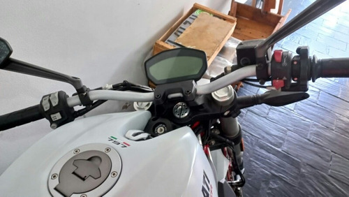 Imagen 3 de 8 de Ducati Monster 797