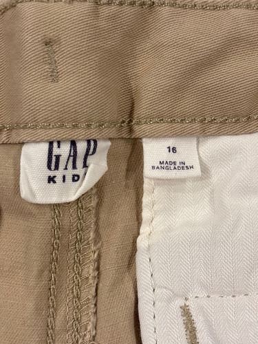 Bermuda Gap Chino (16) Beige/kaki (Usado)