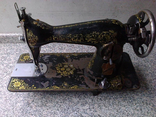 Máquina De Costura Singer Princeza Antiga 1901