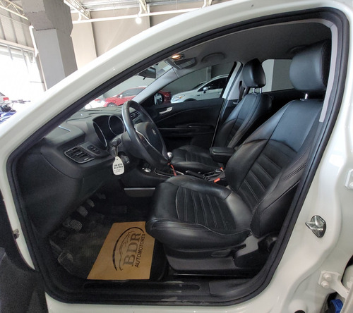 Imagen 8 de 22 de Impecable Alfa Romeo Giulietta Año 2016 Con Solo 52.000 Km