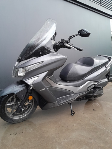 Kymco X Town 250i