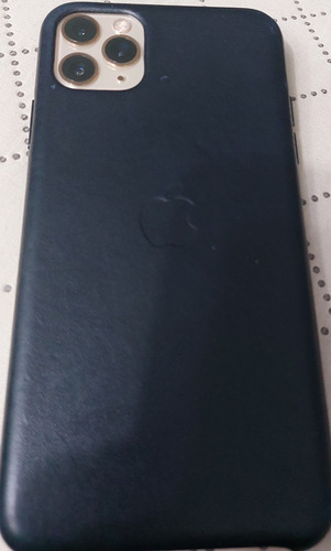 Celular Iphone 11 Promax Color Gold Rose Cuenta Con Funda Original Y 9 Fundas Mas. Rosa Claro (Usado)
