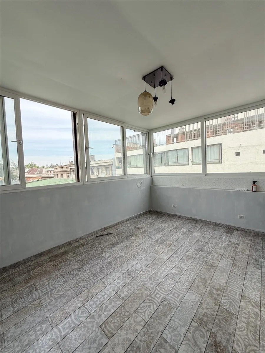Imagen 3 de 23 de Duplex/hostal En Venta De 7 Dorm. En Santiago