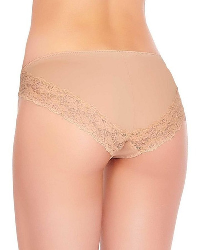 Elegante Coordinado Con Aplicaciones De Encaje Ilusión 70056