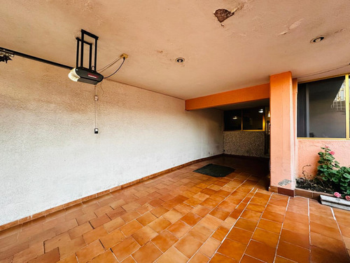 En Venta Casa Para Remodelar En Colonia El Mirador