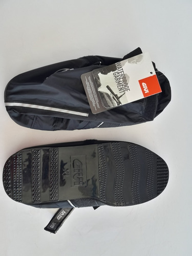 Imagen 2 de 6 de Galochas Givi Cubre Botas Moto Lluvia Suela Rigida Motoscba