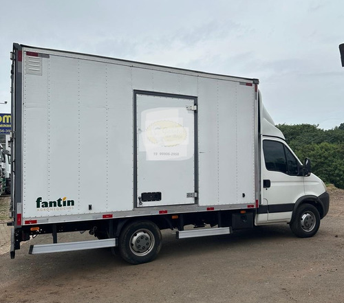 Iveco Daily 35s14, Ano 2019, 4x2, Equipado Com Bau 4mts