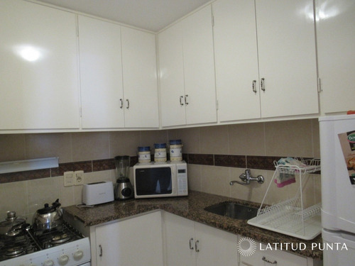 Apartamento En Península- Ref: 826