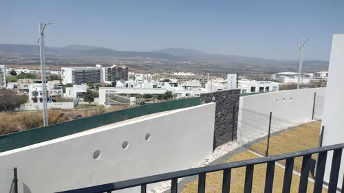 Casa En Venta En Condominio