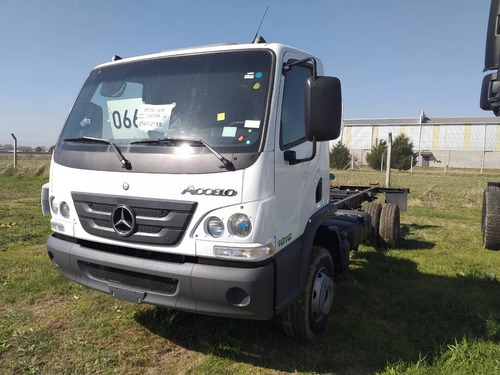 Mercedes Benz Accelo 1016/39 Cabina Extendida 0km Besten