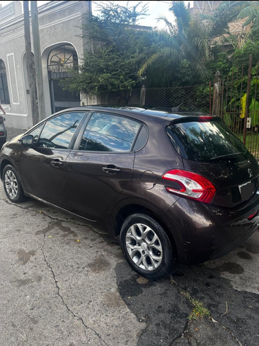 Peugeot 208 1.6 Allure Touchscreen
