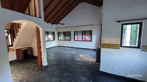 Casa En Venta, 5 Ambientes, En El Cazador, Belen De Escobar, Gba Norte
