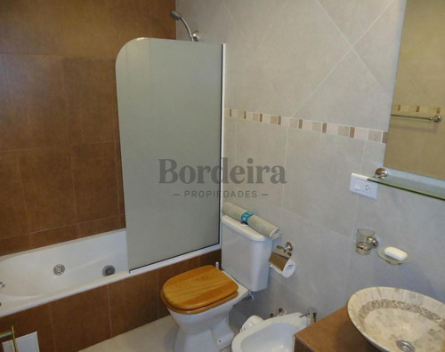 Venta Departamento Villa Gesell Complejo De 6 Unidades A 200m De La Playa