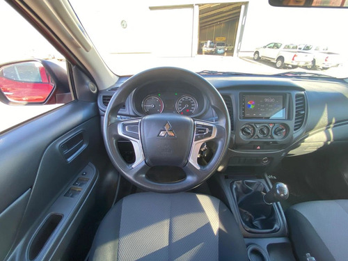 Mitsubishi L200 L200 Katana D/C 2.4 TD MT CR