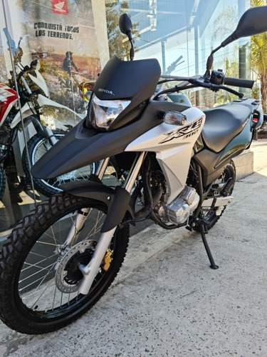 Imagen 8 de 11 de Honda Xre 300 Igual A 0km1!! 730km