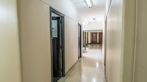 Imagen 6 de 9 de Venta Oficina Av. Corrientes 7mo Piso, Luz. Excelente Ubicación.
