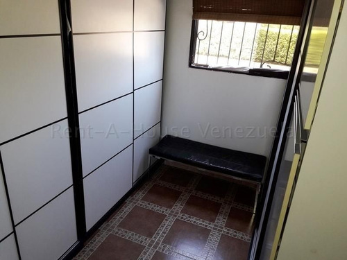 Imagen 12 de 29 de Gustavo Zavala Rentahouse 22-16499