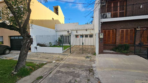 Casa En Venta En Lanus Este