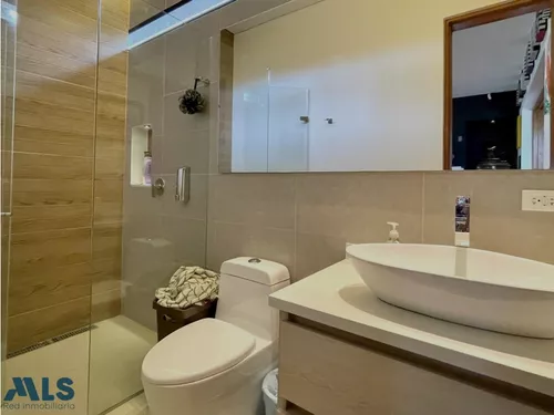 Casa En Venta, Alto De Las Palmas. Bellaterra.(mls#249400)