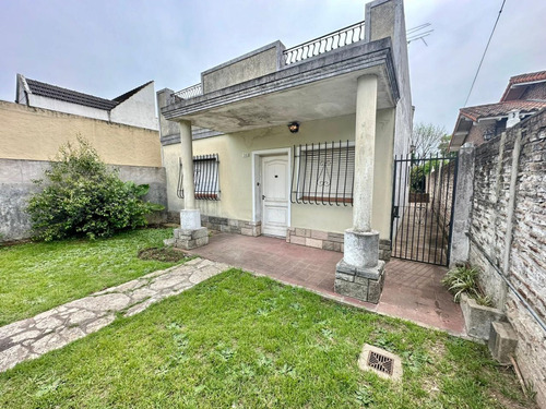 Venta Casa A Reciclar 3 Amb C/jardin En Padua Sur