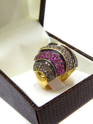 Anel Em Ouro 18k Com Rubis E Brilhantes Negros