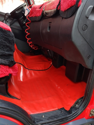 Imagem 2 de 9 de Mercedes Bens Accelo
