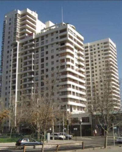 Departamento En Venta De 3 Dorm. En Santiago