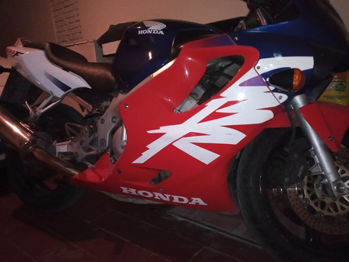 Imagen 8 de 18 de Honda Cbr 600 F4