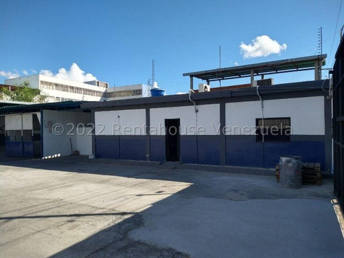 Galpón En Venta Centro De Barquisimeto Kenlimar Nieto 23-16483