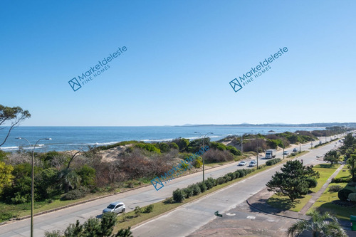 Imagen 12 de 29 de Playa Mansa Pent House Duplex