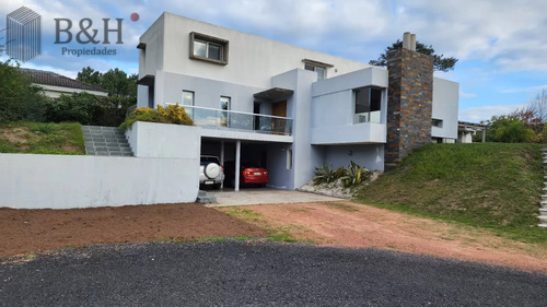 Venta Casa 4 Dormitorios En Barrio Privado La Residence Punta Del Este 