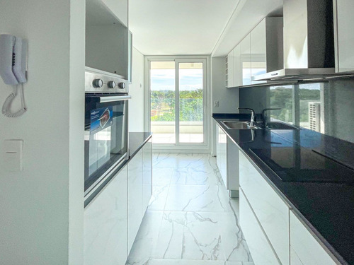Imagen 22 de 25 de Apartamento En Venta De 3 Dormitorios En Playa Mansa (ref: Lij-4591)