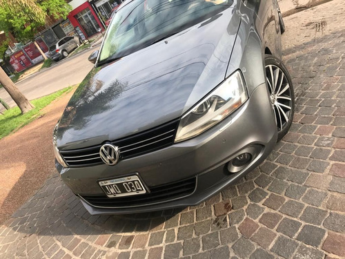 Volkswagen Vento 2.0 T Fsi Elegance 2011