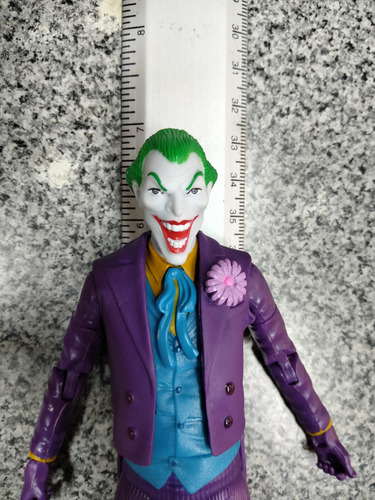 Dc Multiverse Joker, El Guasón Clásico!! (Usado)