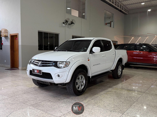 Mitsubishi L200 Triton 2.4 HLS 4X2 CD 16V FLEX 4P MANUAL
