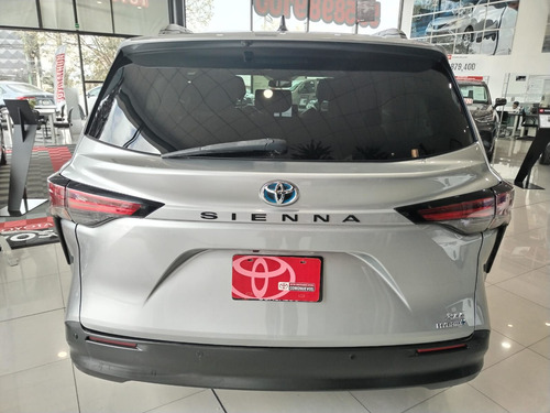 Toyota Sienna 2022