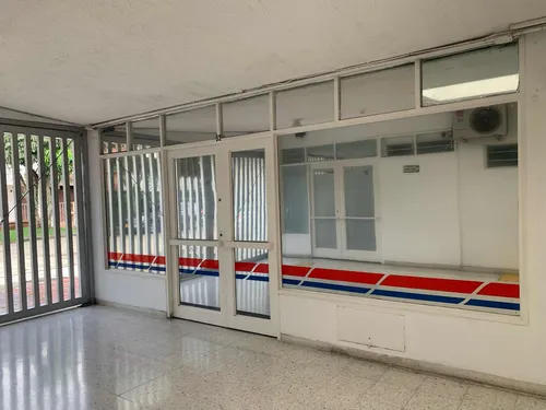 Local Comercial Dentro De Centro Comercial