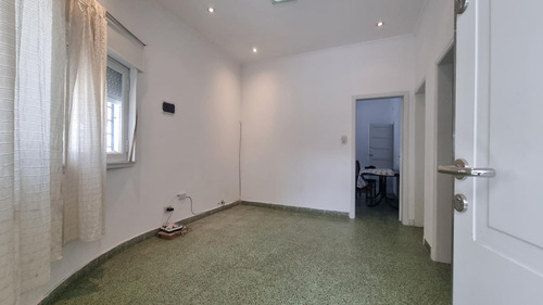 Casa Modernizada En Quilmes Este