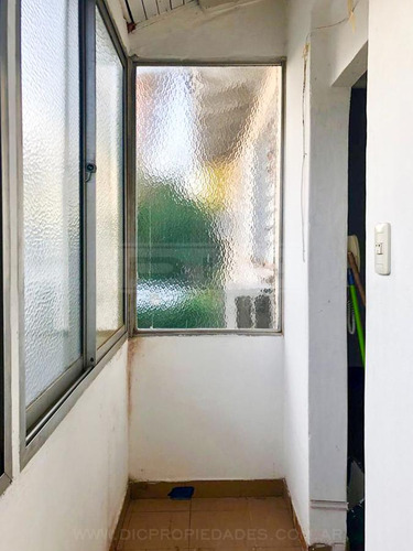 Departamento 3 Ambientes Venta - Olivos-vias/maipu