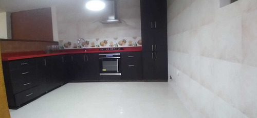 Imagen 6 de 14 de Se Arrienda Casa En Envigado - Loma Del Escobero