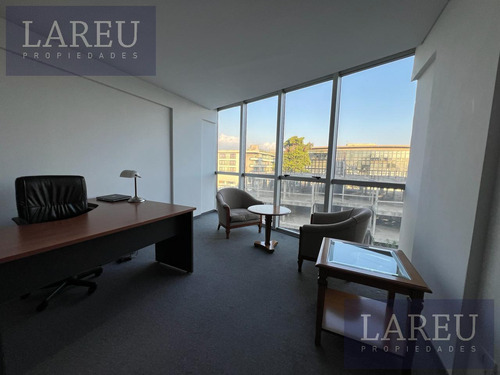 Oficina En Alquiler En 46 Plaza, Agora Ii -pilar