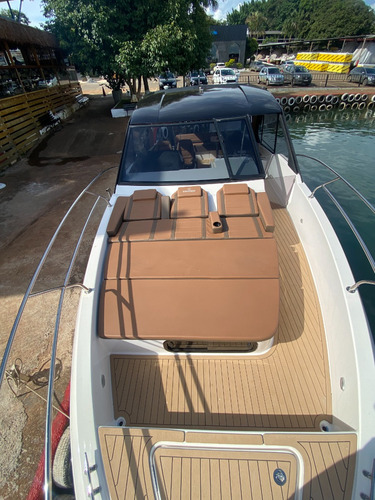 Lancha Triton Flyer 38 Ht Zero A Pronta Entrega