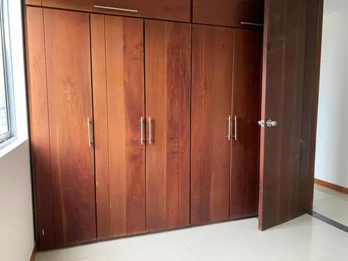 Vendo Apartamento En Parte Baja De La Loma De Los Bernal