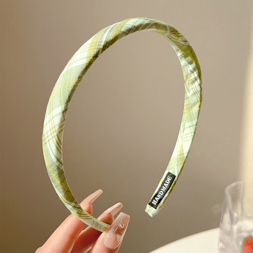 Una Elegante Diadema De Estilo A Cuadros Para Mujer Para Uso