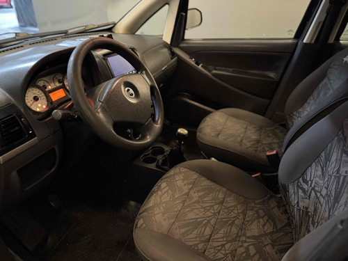 Fiat Idea 1.8 MPI ADVENTURE 8V FLEX 4P MANUAL