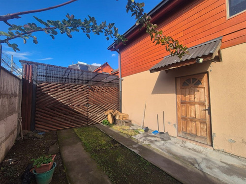 Casa En Venta De 4 Dorm. En Talca