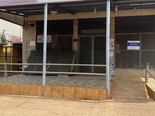 Imagen 4 de 8 de Vendo Galpon/local Comercial En Importante Avenida Posadas Mnes