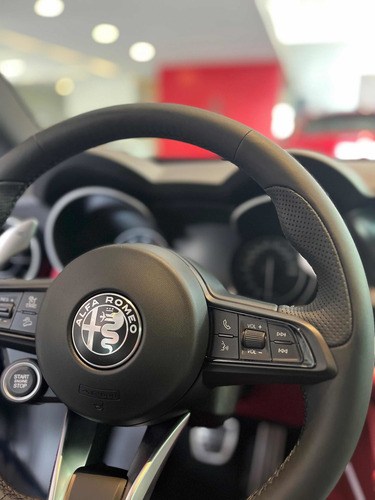 Imagen 4 de 9 de Alfa Romeo Stelvio Veloce 280cv Q4 My 2023