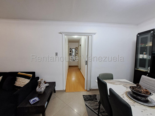 Apartamento En Venta En Base Aragua Maracay, Fvina 25-22118